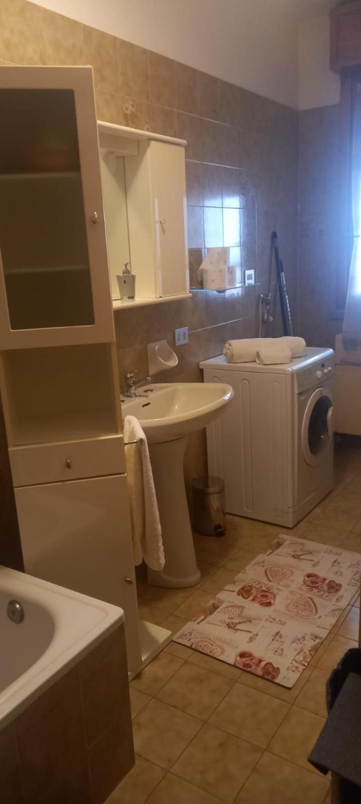 A Casa Di Annamaria Apartment Reggio Emilia
